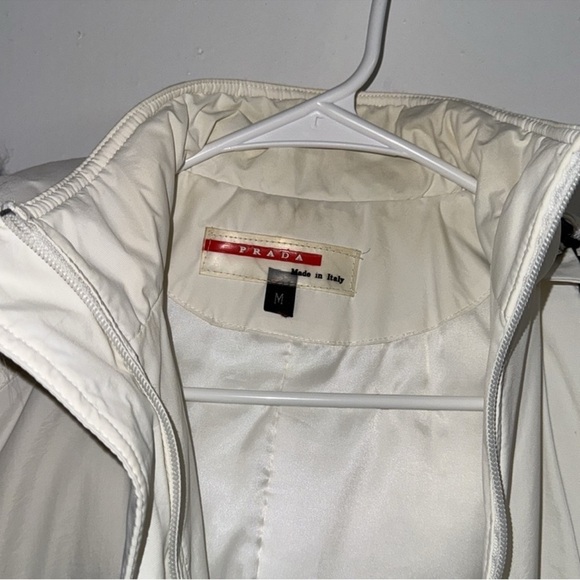 PRADA Women's White Hooded Jacket - Picture 9 of 10